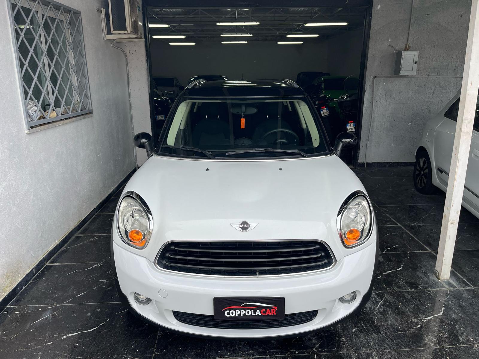 Mini  Cooper D Countryman - Immagine 3