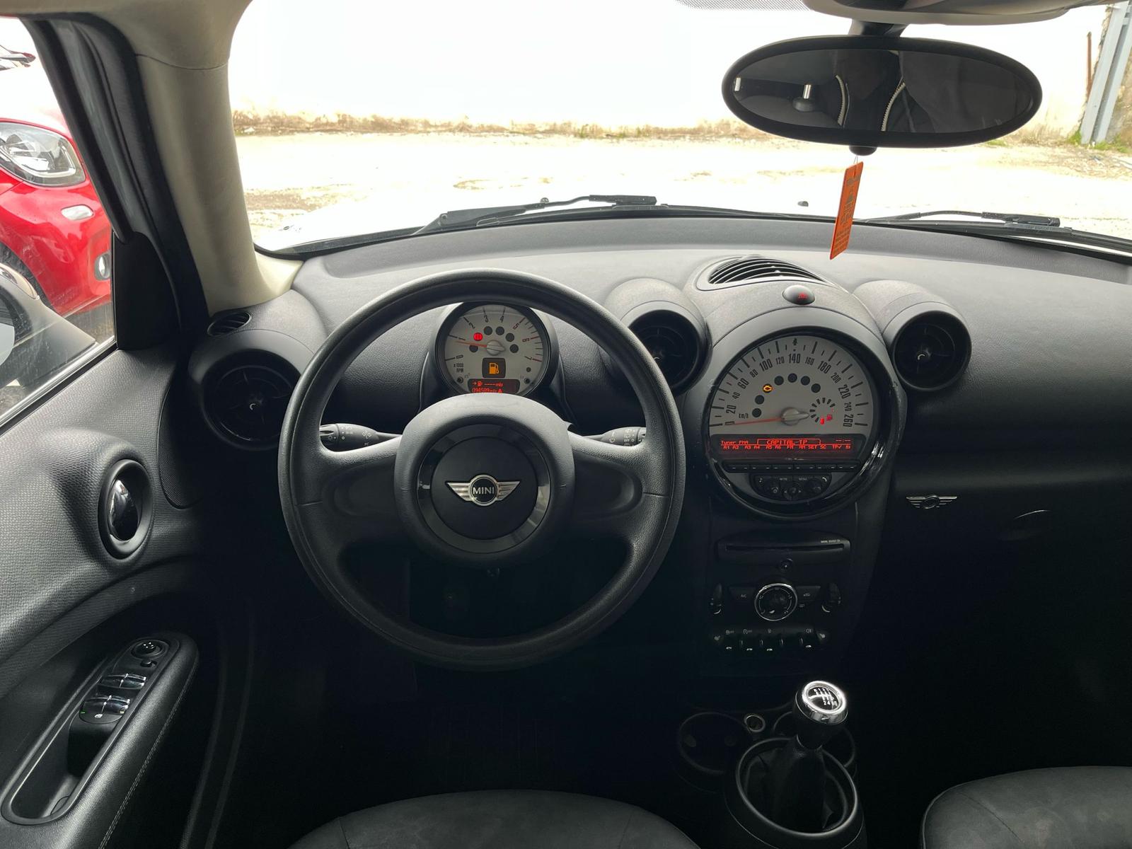 Mini  Cooper D Countryman - Immagine 14
