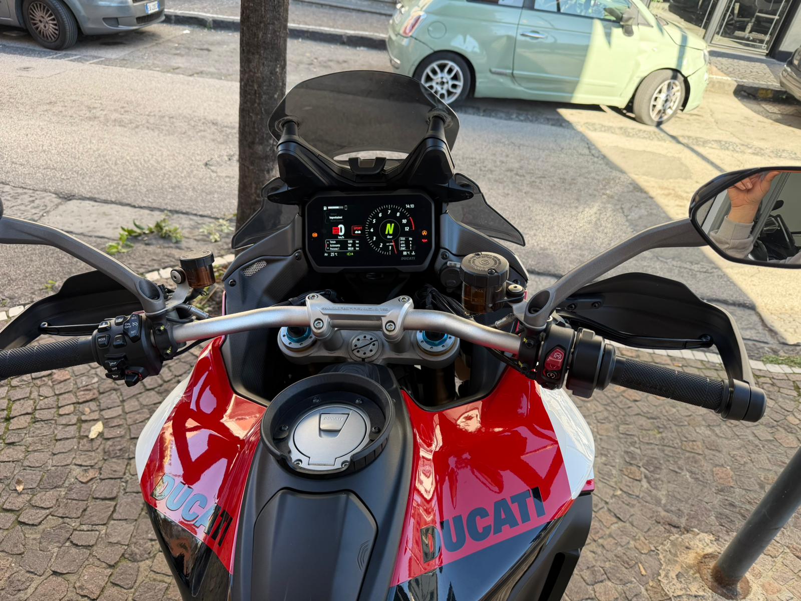 Ducati MULTISTRADA V4 PIKES PEAK - Immagine 9