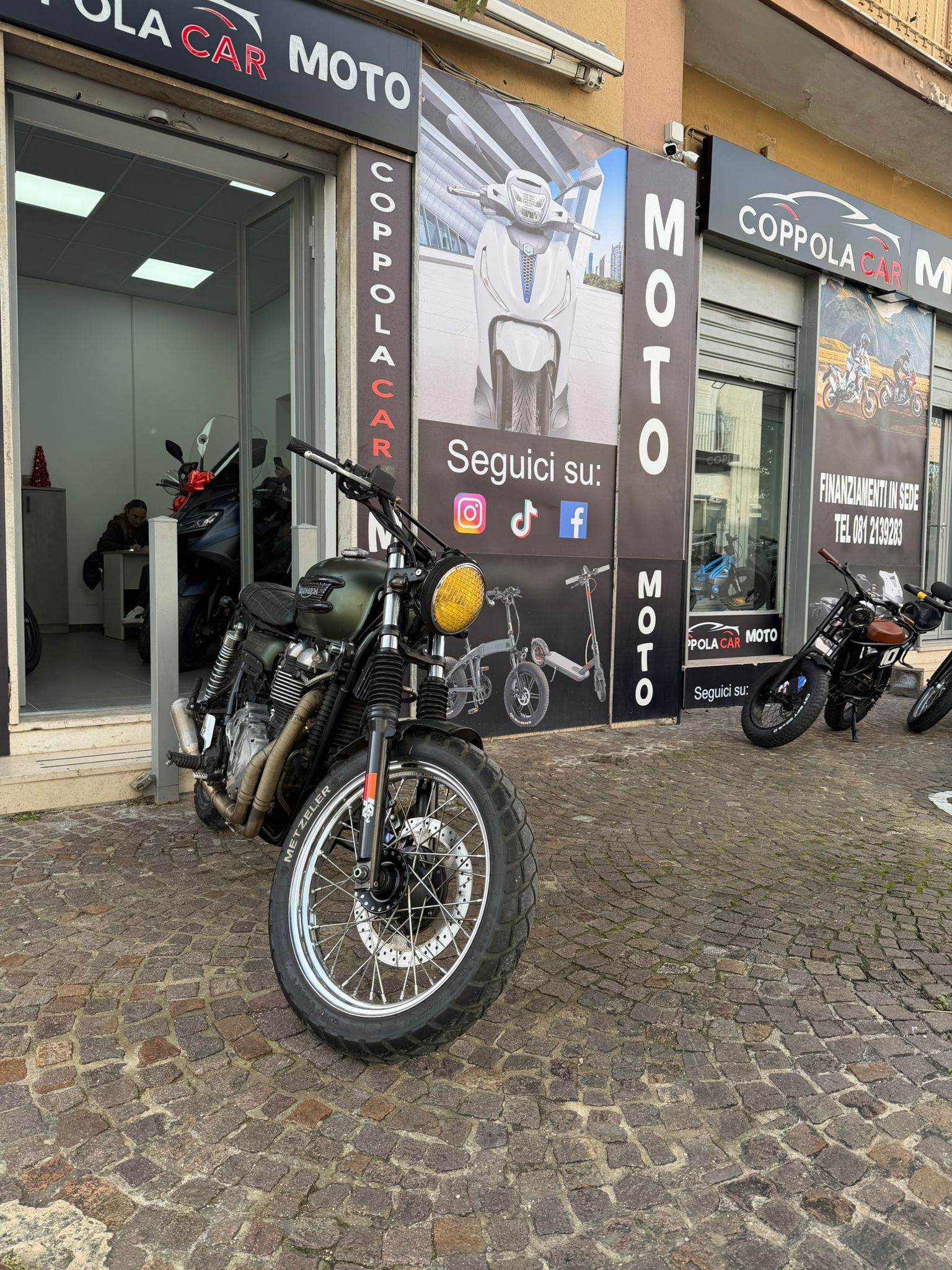 Triumph SCRAMBLER - Immagine 2