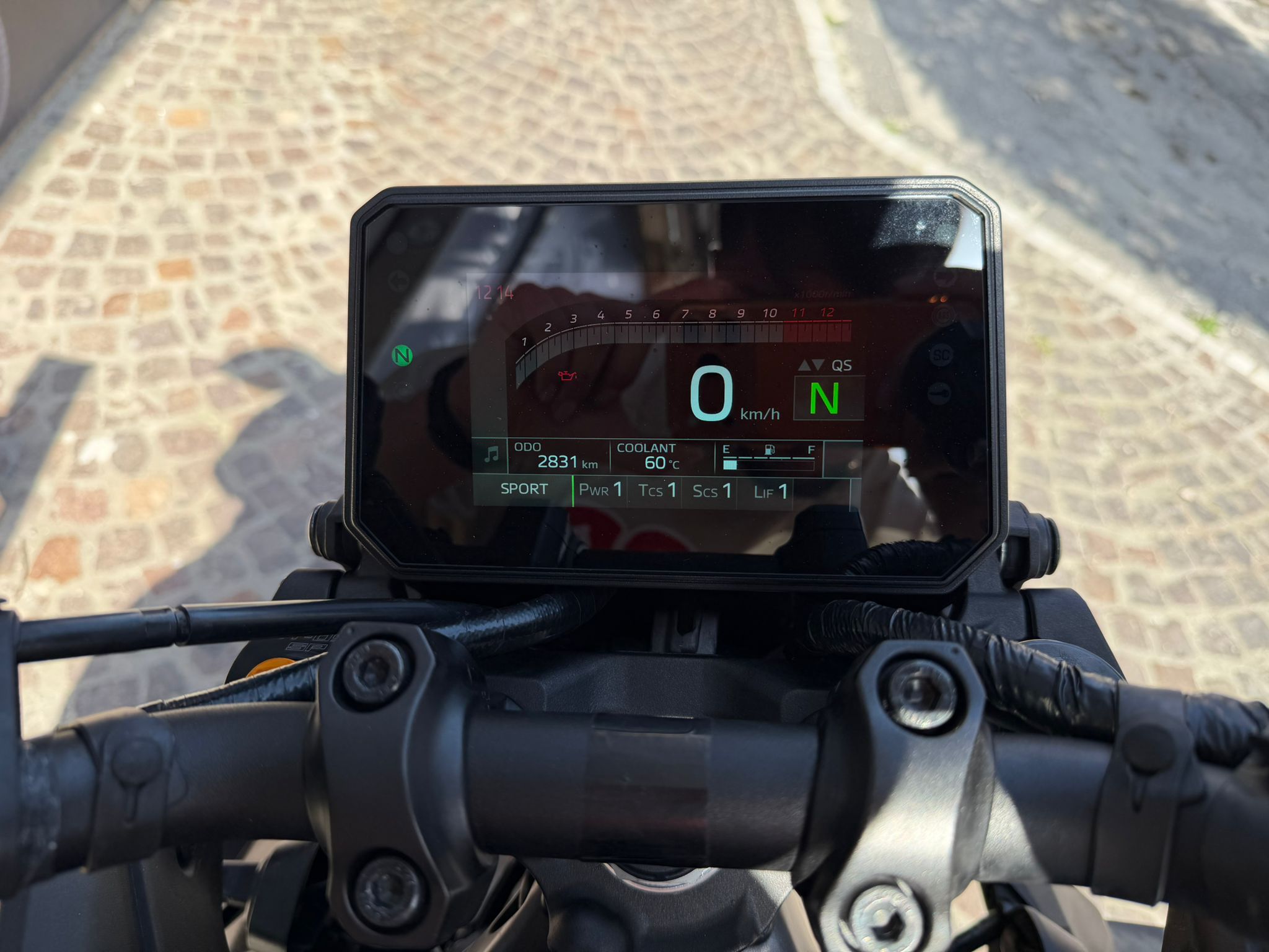 Yamaha  MT-09 VERSIONE SP - Immagine 8